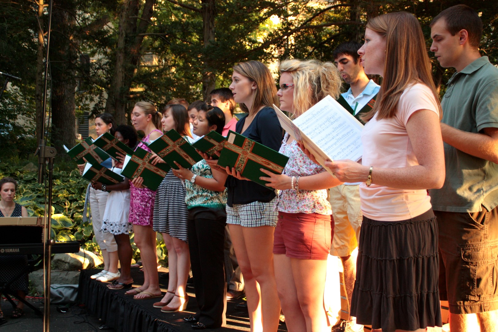 Full Folk Choir ACE Summer Grotto 2012